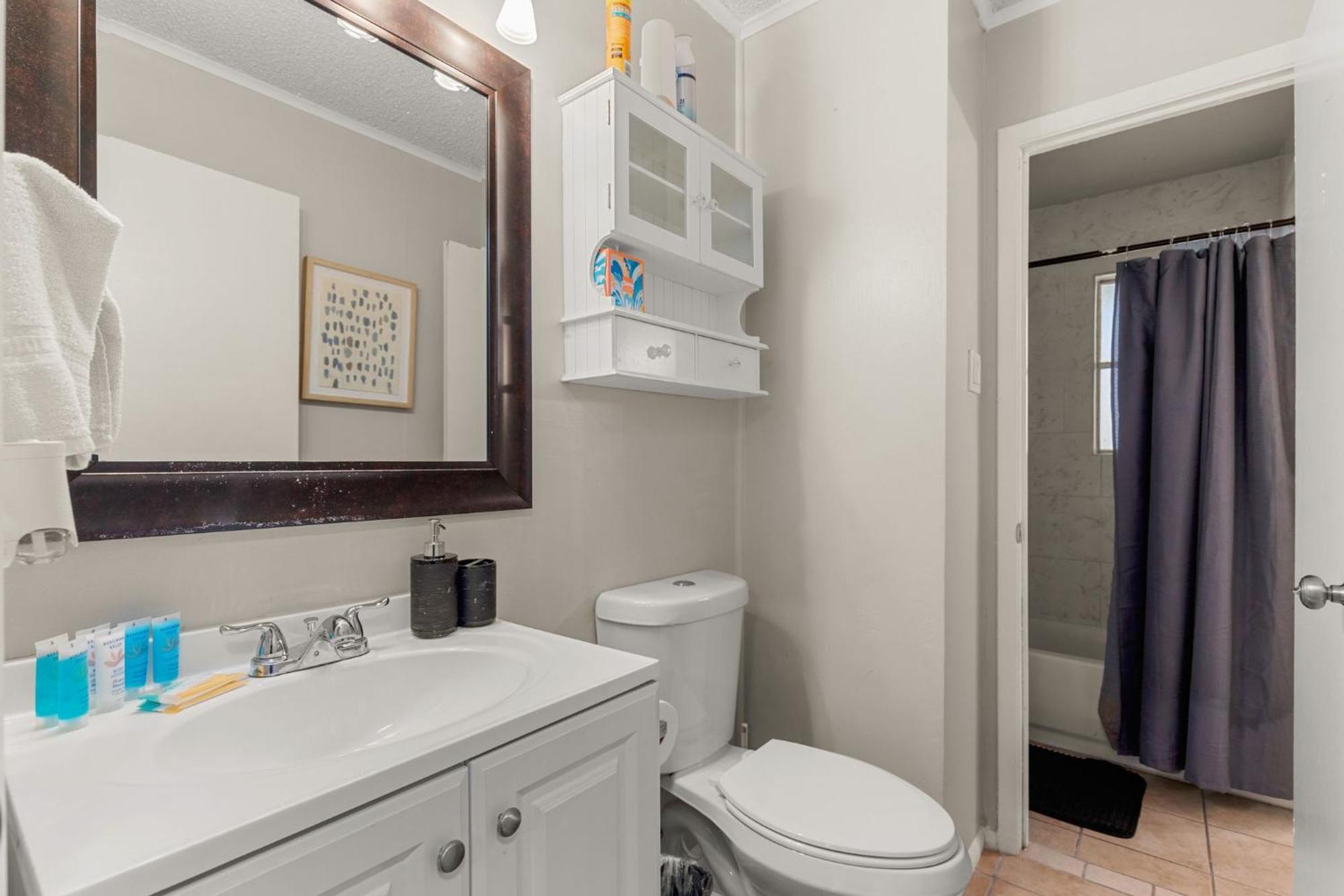 Cozy 3 Bedroom With Hot Tub 2 Min Away From Lackland San Antonio Exterior foto